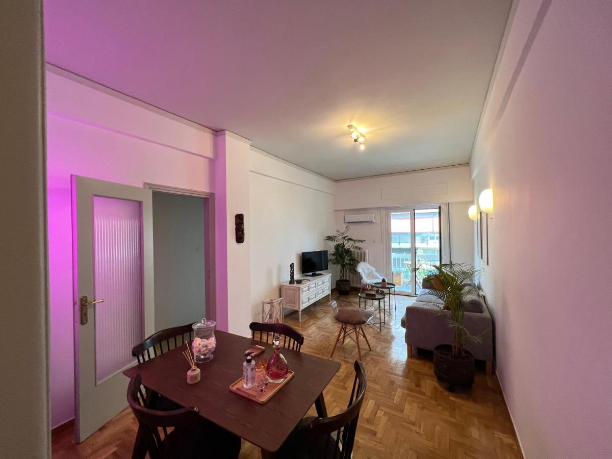 Comfortable 2-bedroom Near City Center 100m From Metro *