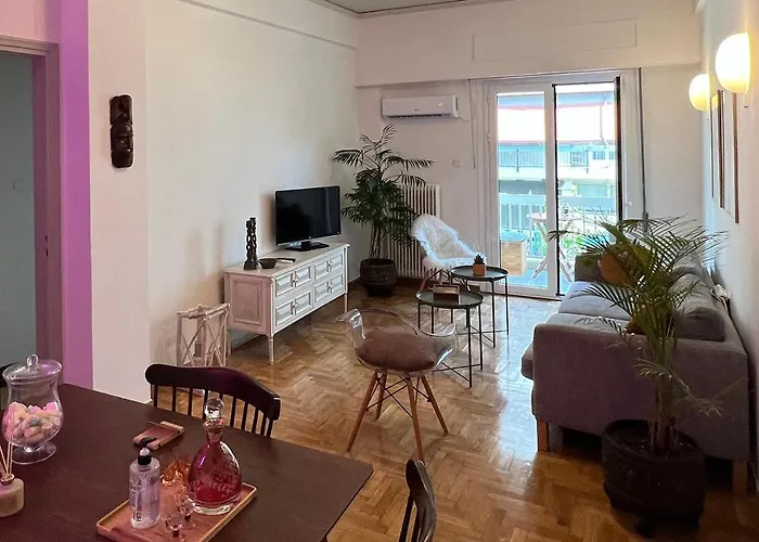 Comfortable 2-Bedroom Apartment Near City Center 100M From Metro