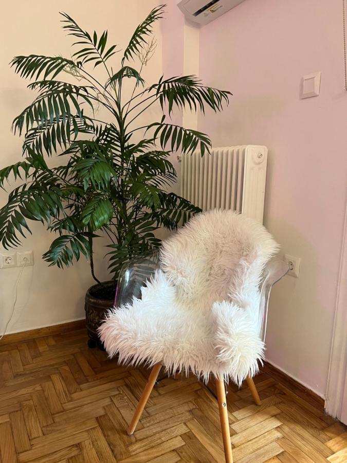 Appartement Comfortable 2-bedroom Near City Center 100m From Metro *