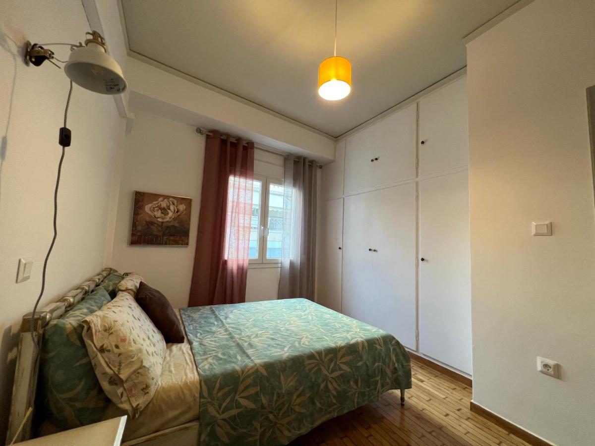 Comfortable 2-bedroom Near City Center 100m From Metro Appartement Athènes